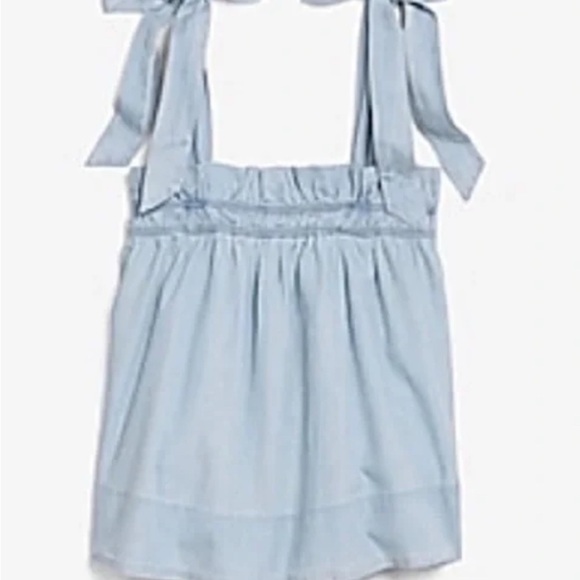 ๐ ๐ Express Womenโs Chambray Ruffled Smocked Tank โ Size L (NWT) - Picture 8 of 8